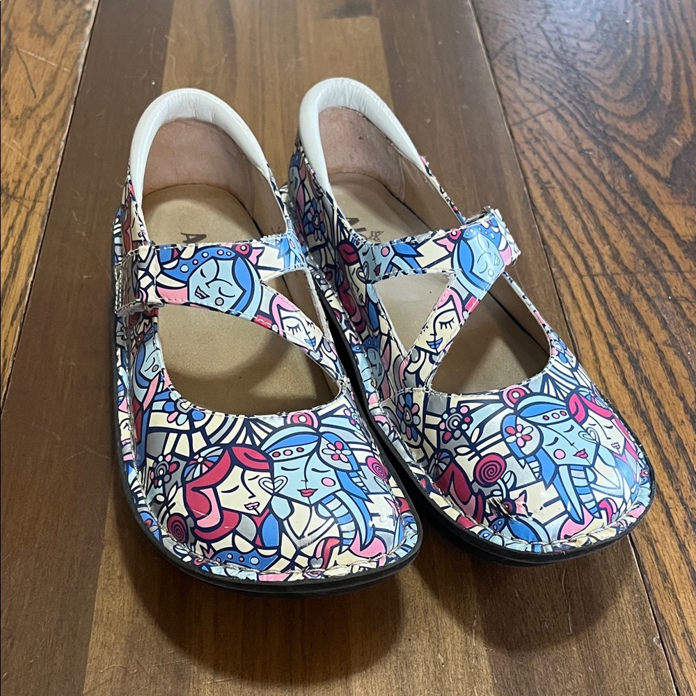 Alegria Women's Floral Graphic Mary Janes in Pink, Blue & Cream